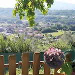 Lägenhet Casa Sotto Il Castello