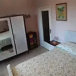 Lägenhet Casa Sotto Il Castello *